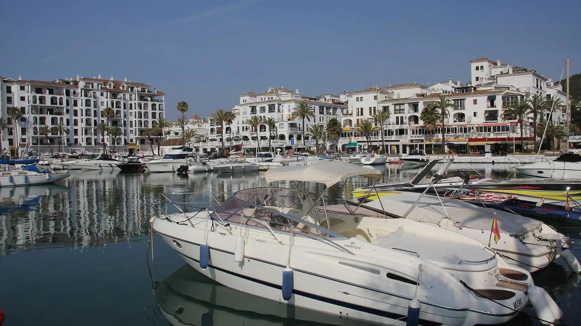 Modern And Cozy Apartment In Casares Del Sol-Up To 6 Guests İspanya